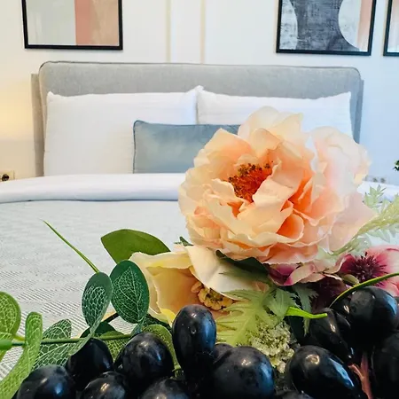 Premium Escape - Bright By Sunlake Appartement Boekarest