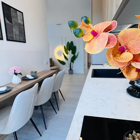 Premium Escape - Bright By Sunlake Apartman