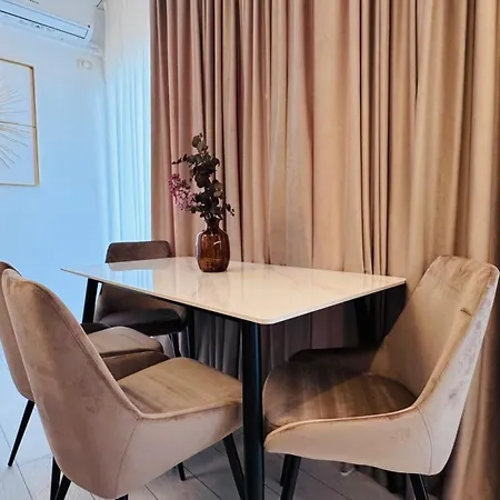 Apartment Premium Escape - Bright By Sunlake Bucharest