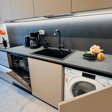 Premium Escape - Bright By Sunlake Boekarest