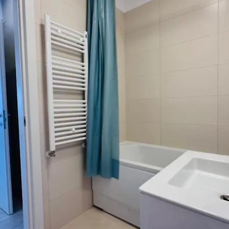 Premium Escape - Bright By Sunlake Apartament Bukareszt