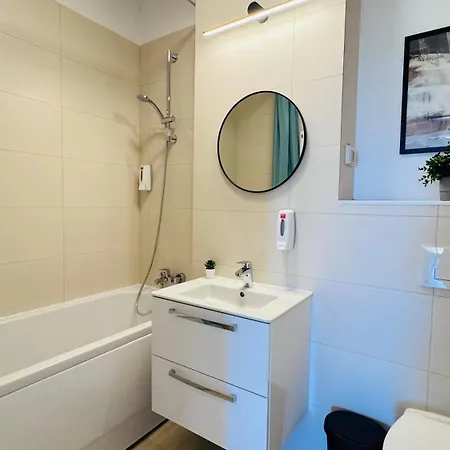 Premium Escape - Bright By Sunlake * Bucharest