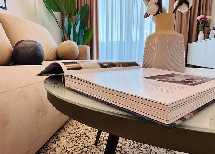 Premium Escape - Bright By Sunlake Apartamento Bucareste